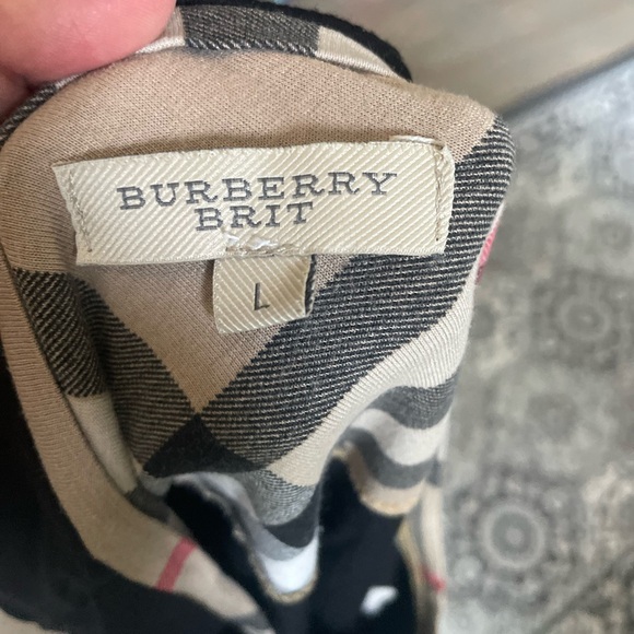 Vintage Burberry Brit Tshirt - Picture 5 of 9